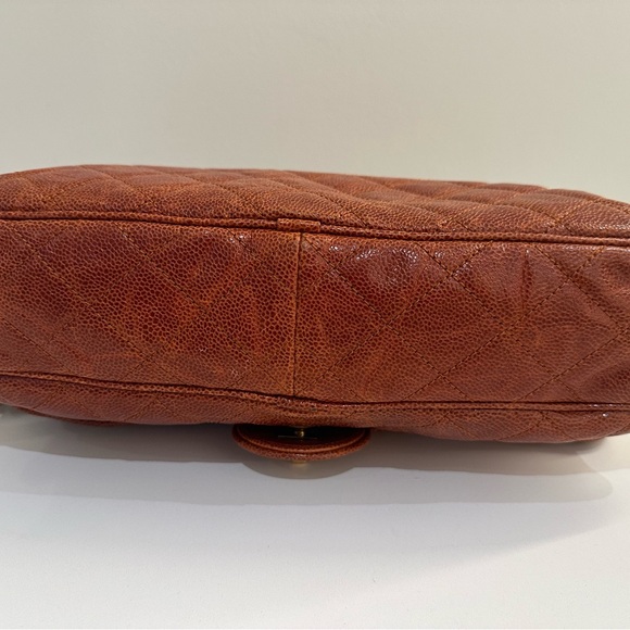 CHANEL Shiva Burnt Orange Shoulder Bag with Quilted Design and Gold-Toned Logo - Picture 13 of 16